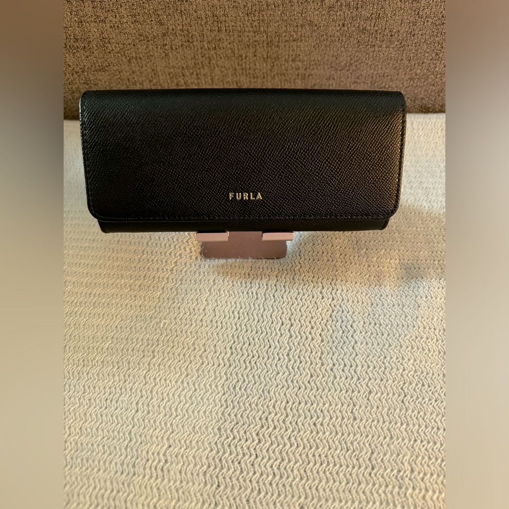 FURLA black leather wallet